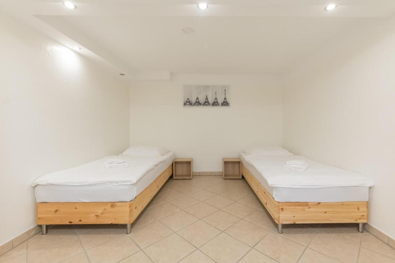 T&k - - 2 - Ground Floor Apartment