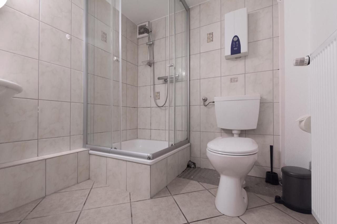 T&k - - 2 - Ground Floor